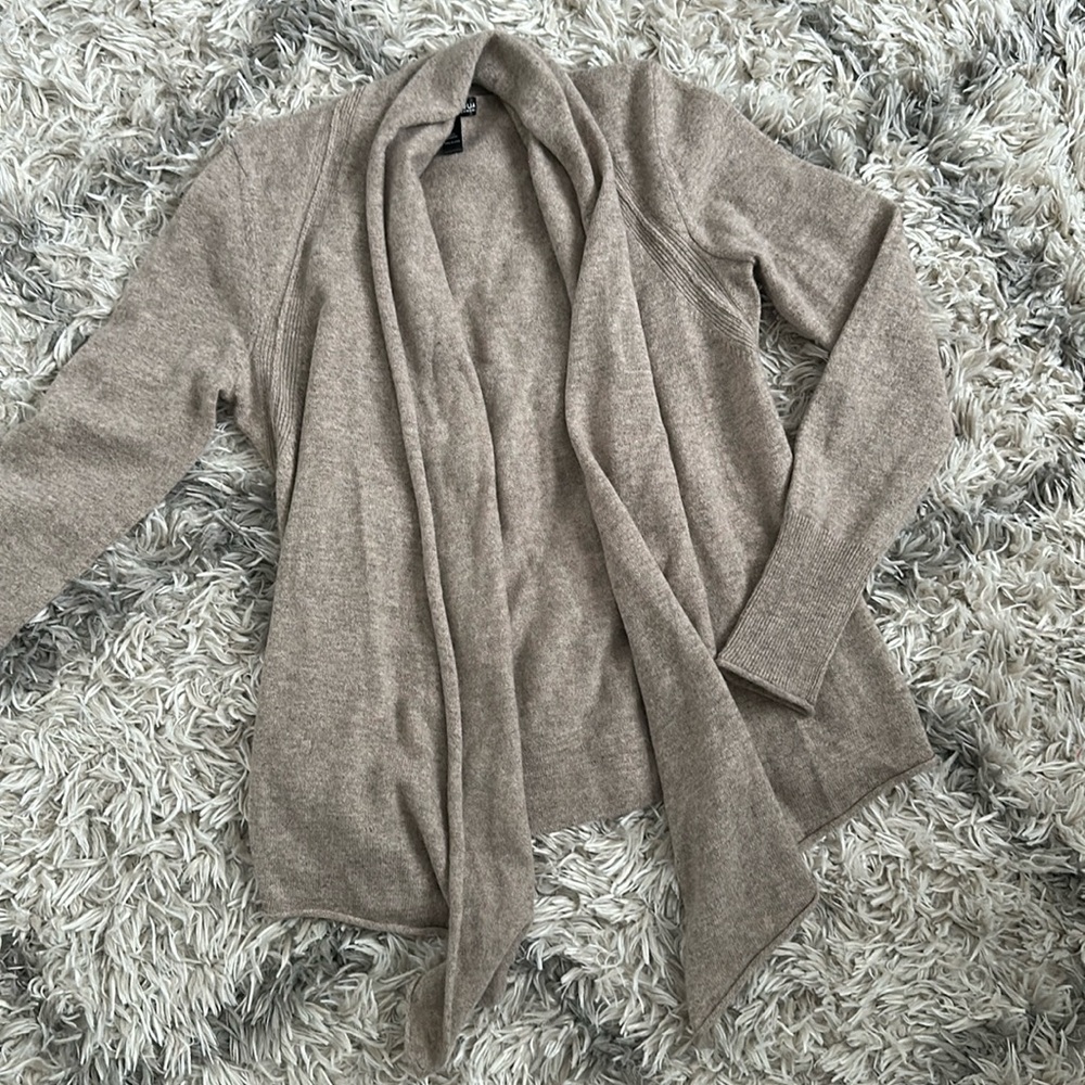 Women’s cashmere cardigan